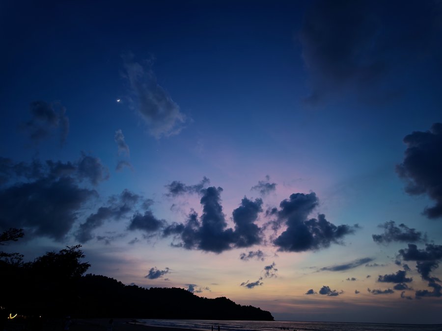 海边夜晚