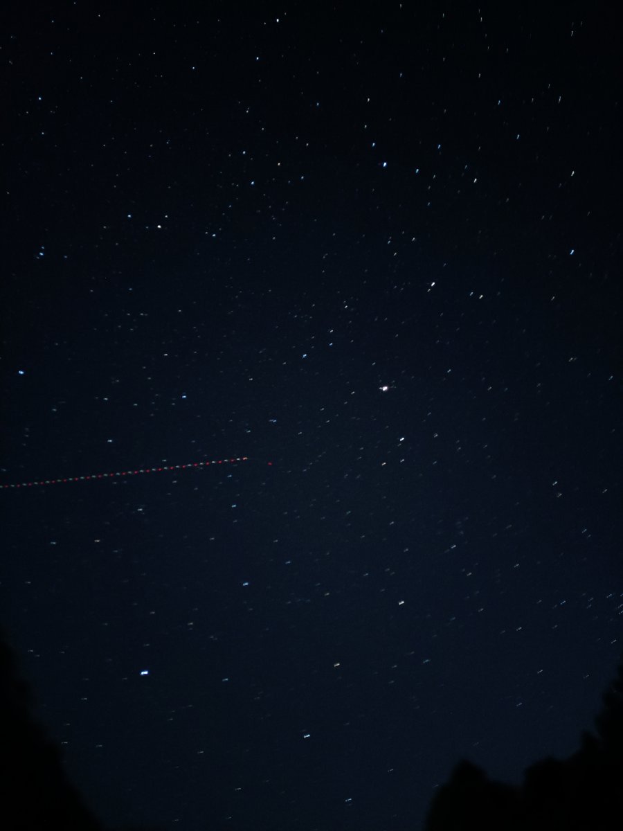 流星划过夜空