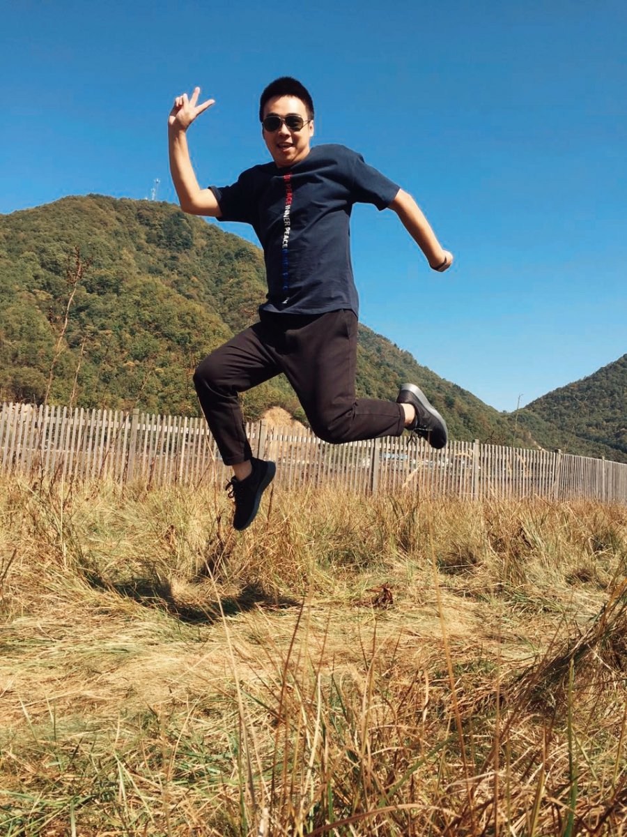 山野跳跃