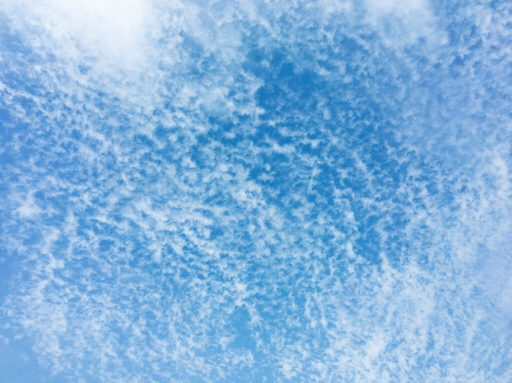 湛蓝天空